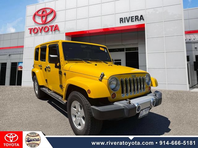 Used 2011 Jeep Wrangler Unlimited Sahara w/ Dual Top Group AWD/4WD image 2