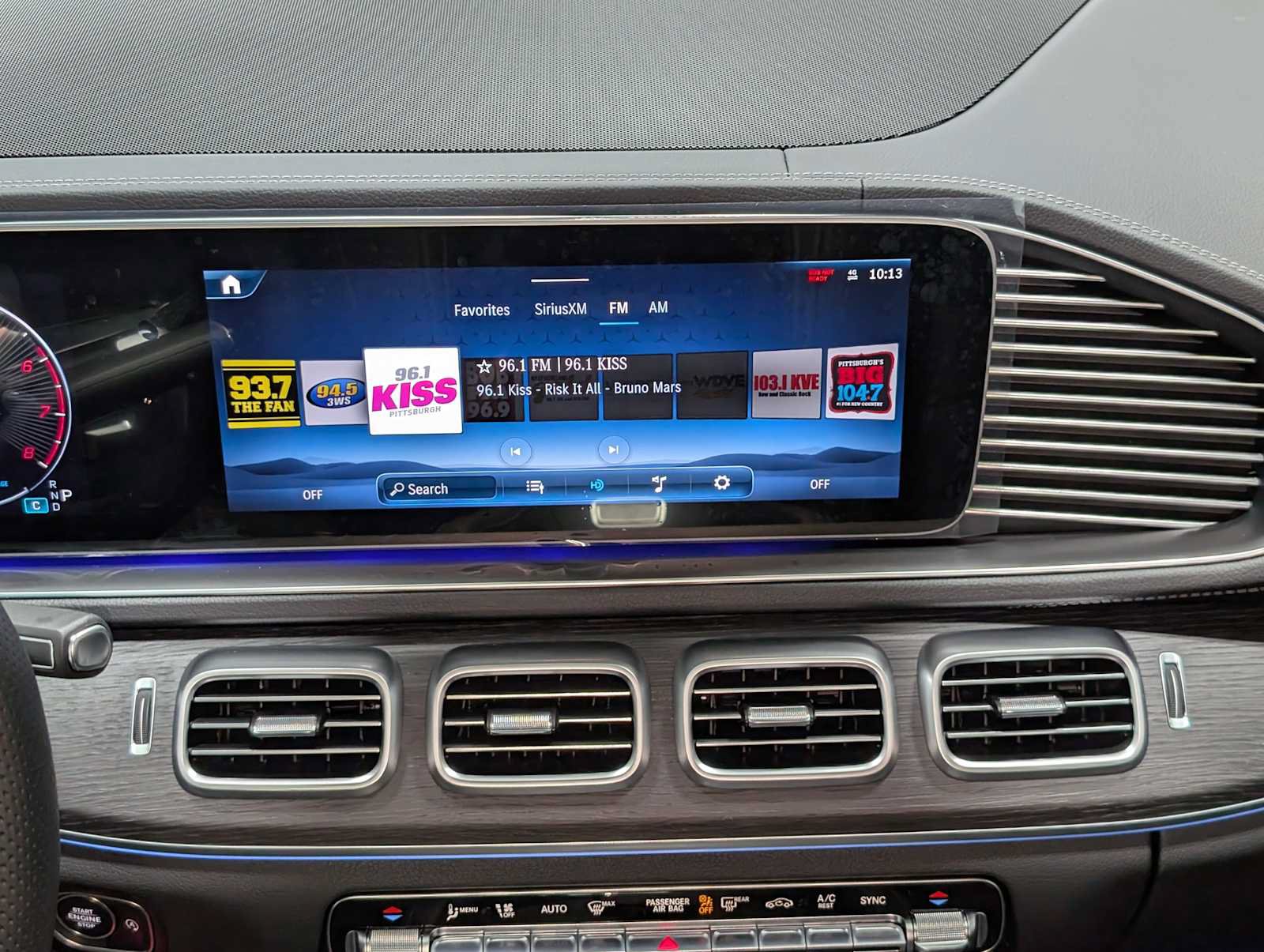 New 2026 Mercedes-Benz GLS 450 4MATIC image 17