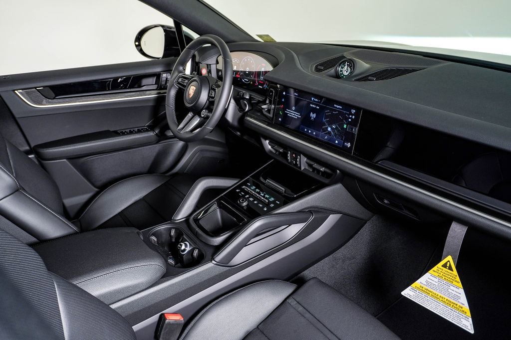 New 2026 Porsche Cayenne Coupe image 14