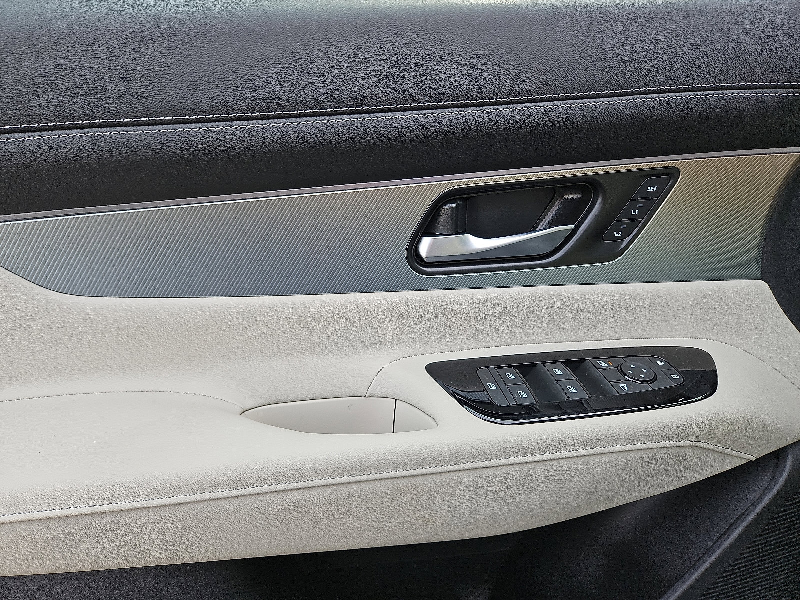 New 2026 Nissan Murano SL image 10