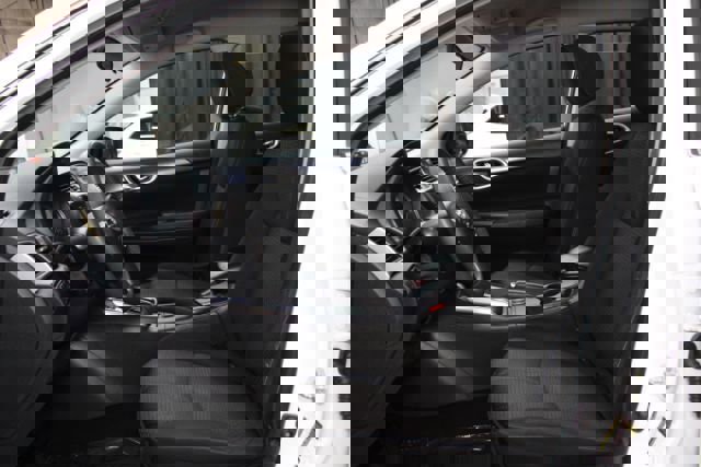 Used 2017 Nissan Sentra SR w/ SR Midnight Edition image 10