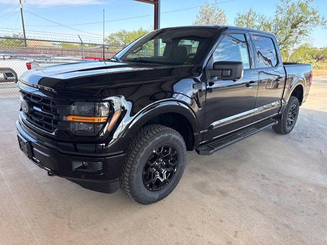 New 2026 Ford F150 XLT w/ Equipment Group 302A MID AWD/4WD image 3