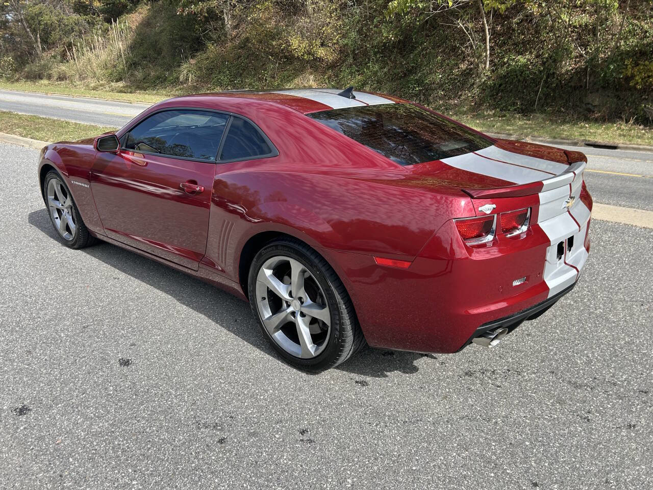 Used 2011 Chevrolet Camaro SS w/ RS Package image 5