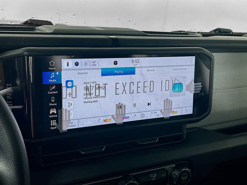 New 2026 Jeep Gladiator Sport image 13