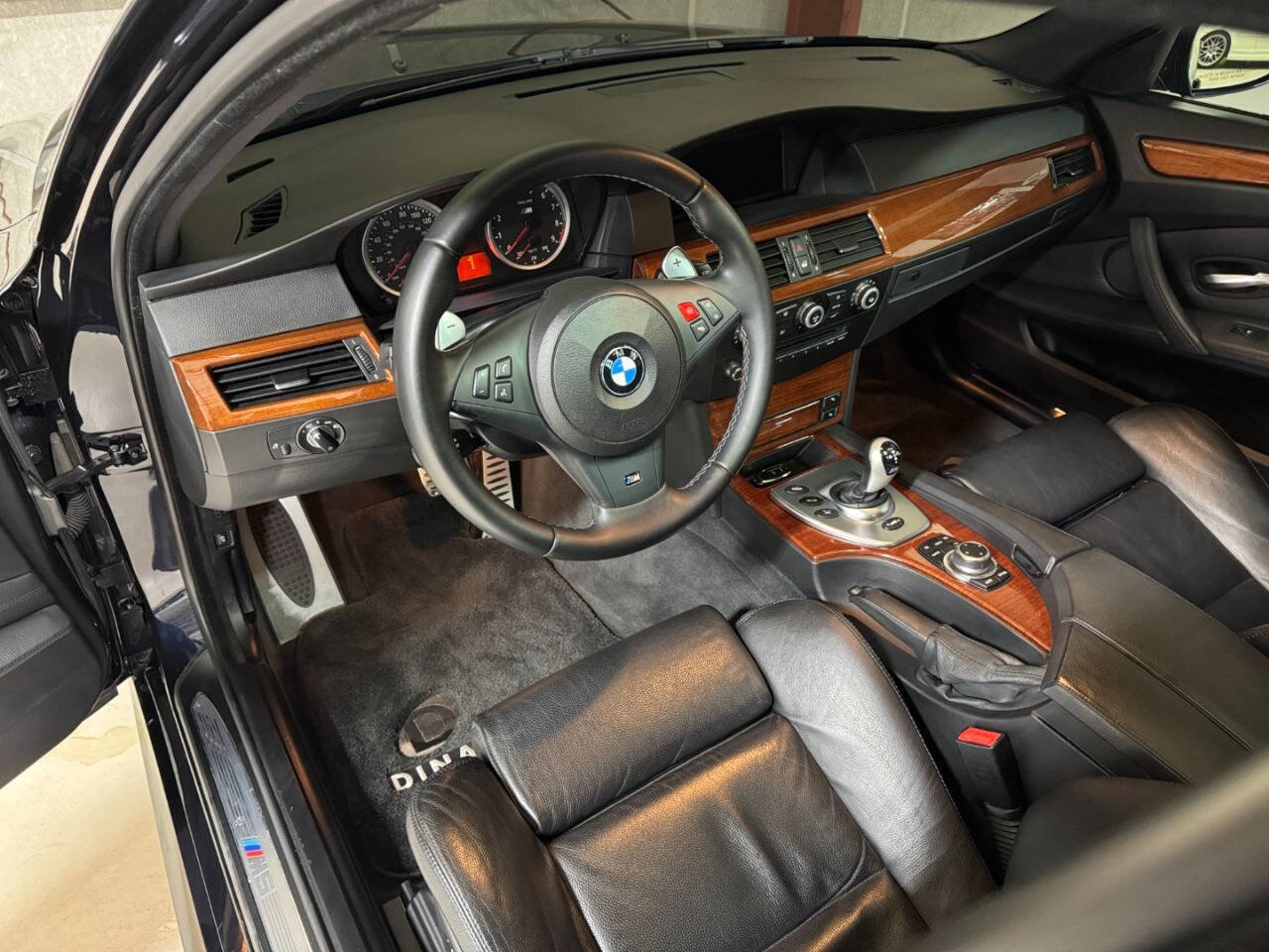 Used 2010 BMW M5 image 19