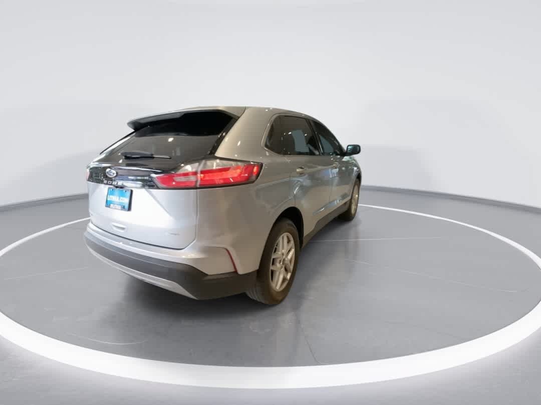 Used 2022 Ford Edge SEL AWD/4WD image 8