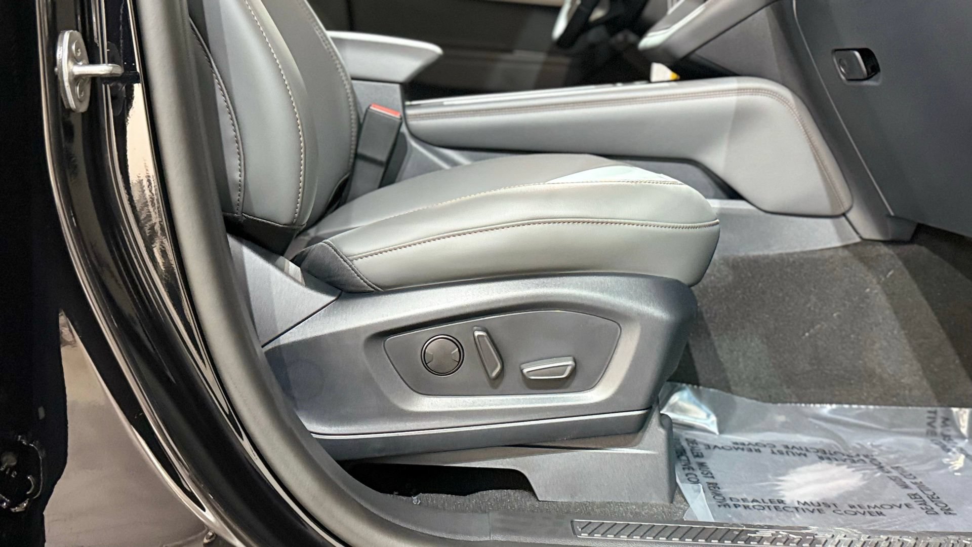 New 2026 Ford Explorer Active w/ Active Comfort Package AWD/4WD image 63