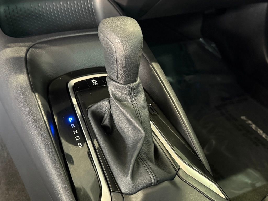 Certified 2025 Toyota Corolla LE image 24