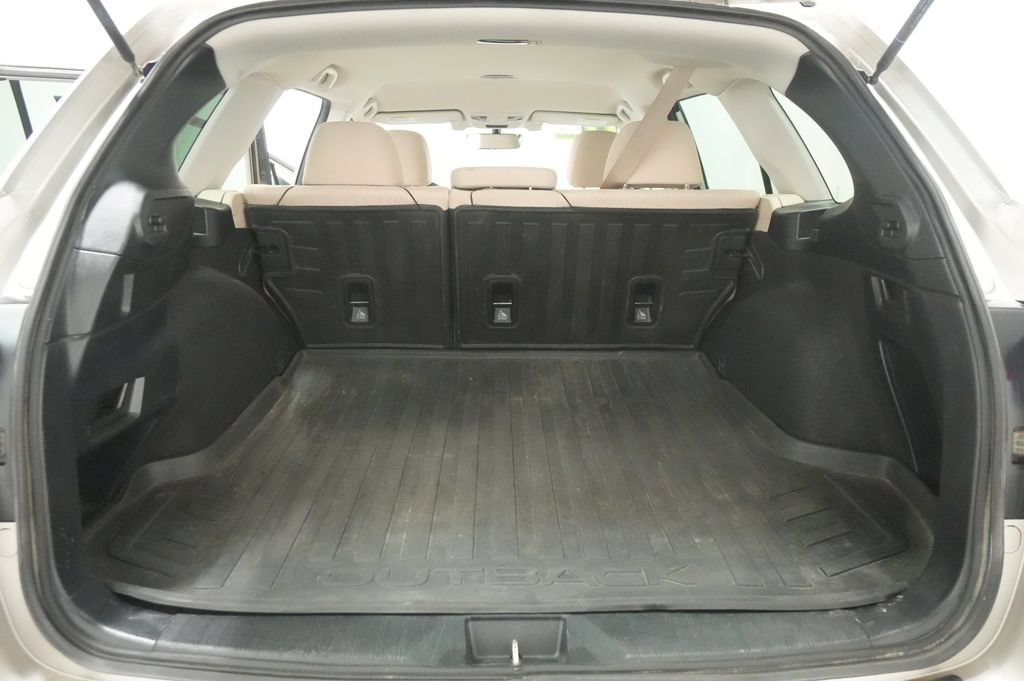 Used 2019 Subaru Outback 2.5i Premium AWD/4WD image 20