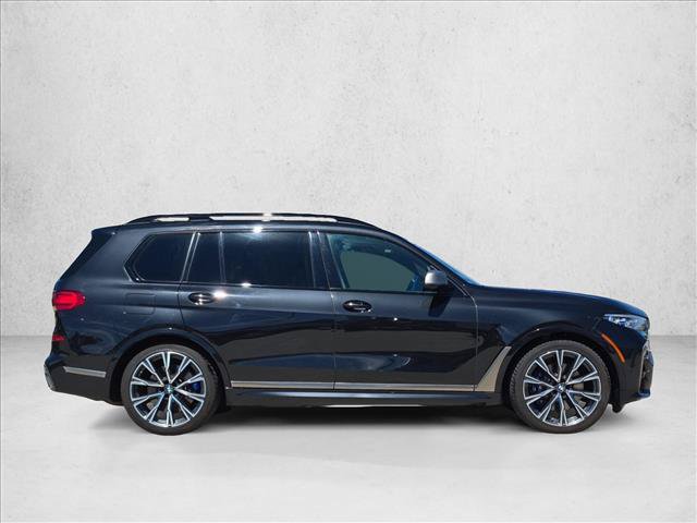 Used 2022 BMW X7 M50i w/ Executive Package AWD/4WD image 4
