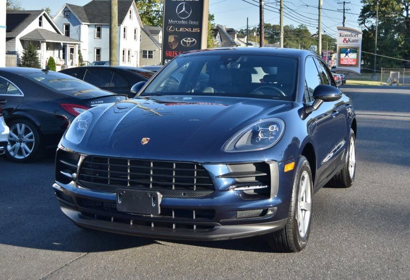 Used 2020 Porsche Macan image 1