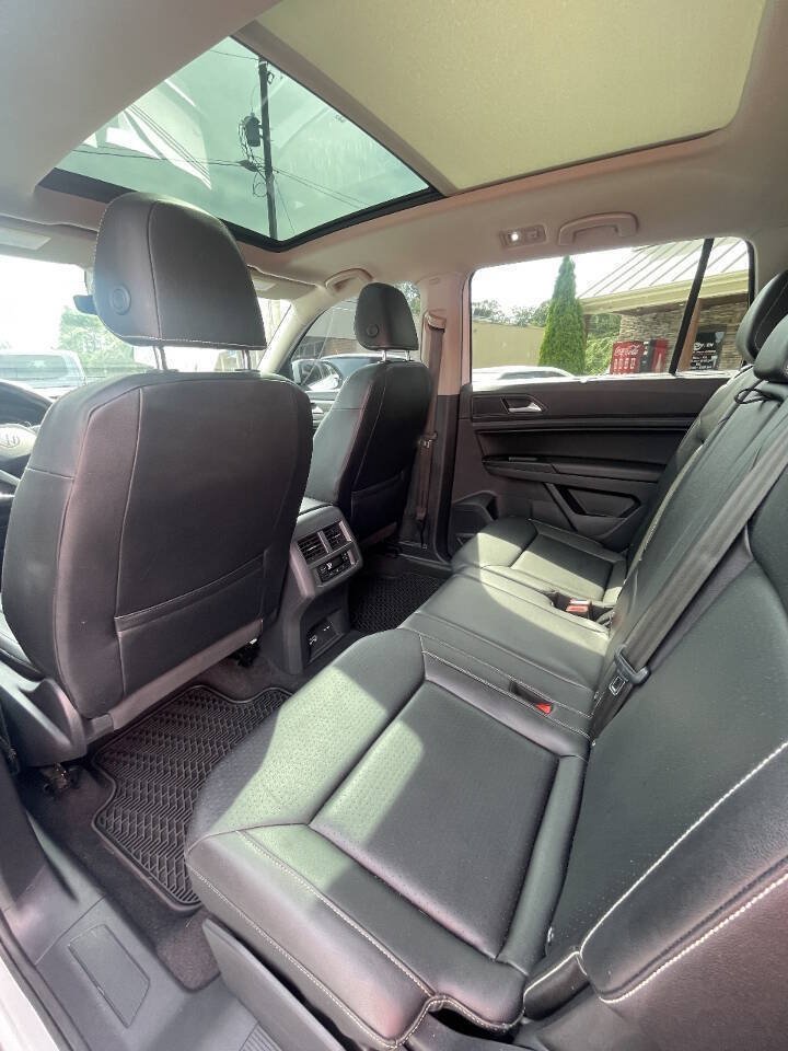Used 2021 Volkswagen Atlas SEL AWD/4WD image 15