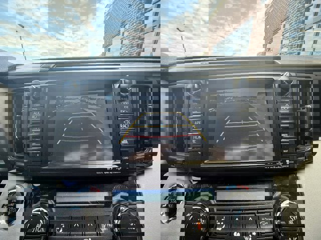 Used 2017 Toyota RAV4 XLE image 27