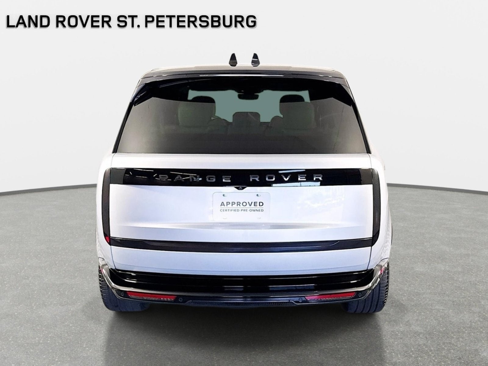 Used 2023 Land Rover Range Rover Long Wheelbase SE AWD/4WD image 6