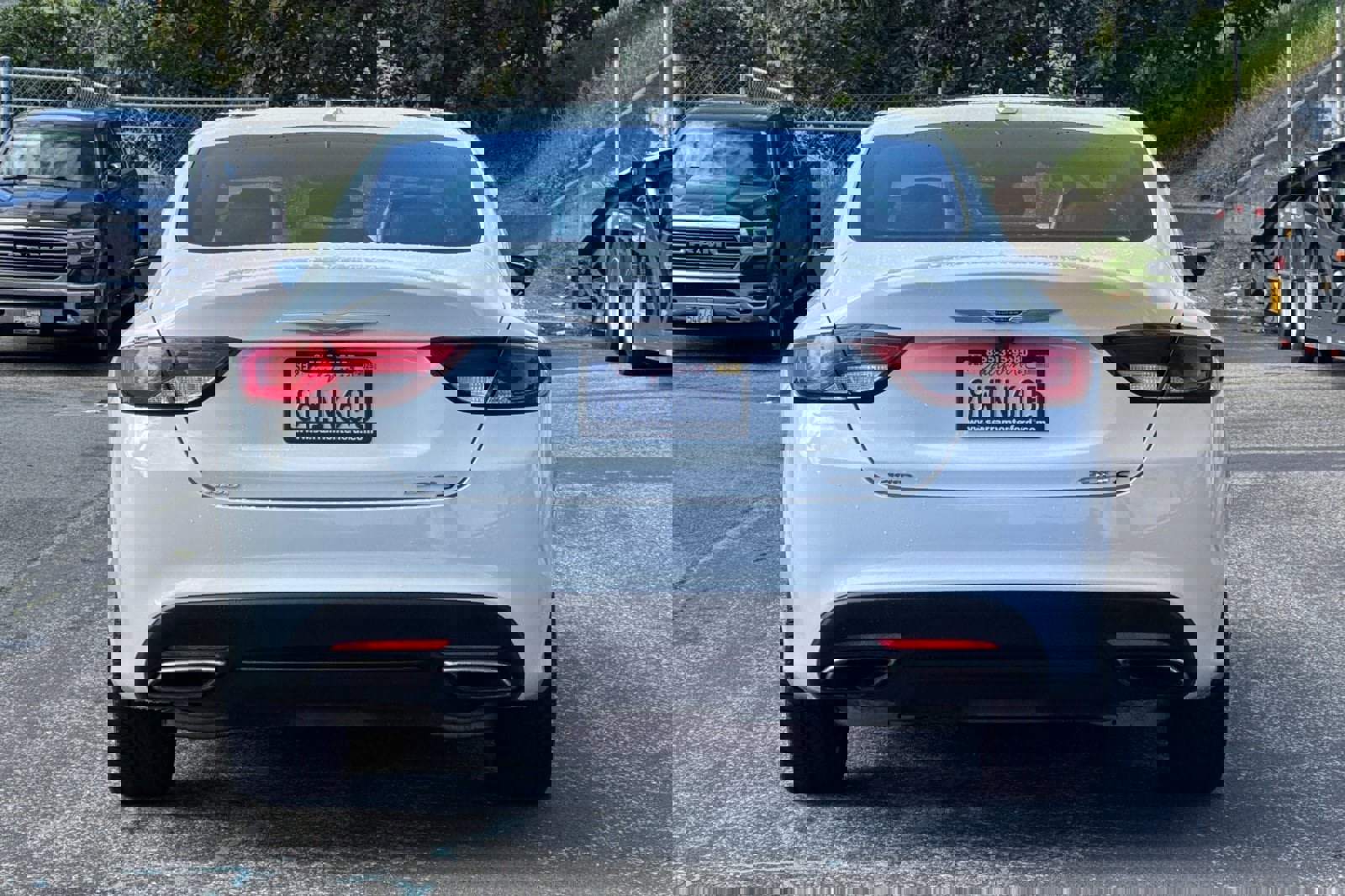 Used 2015 Chrysler 200 S w/ Navigation & Sound Group I image 5