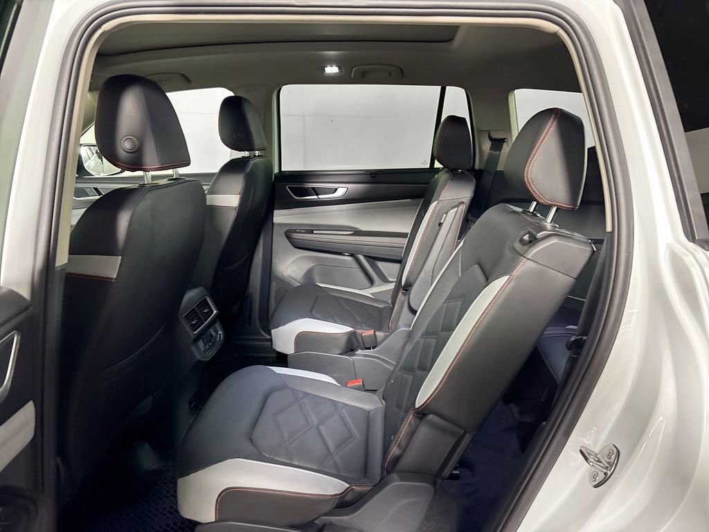 New 2026 Volkswagen Atlas Peak Edition image 20
