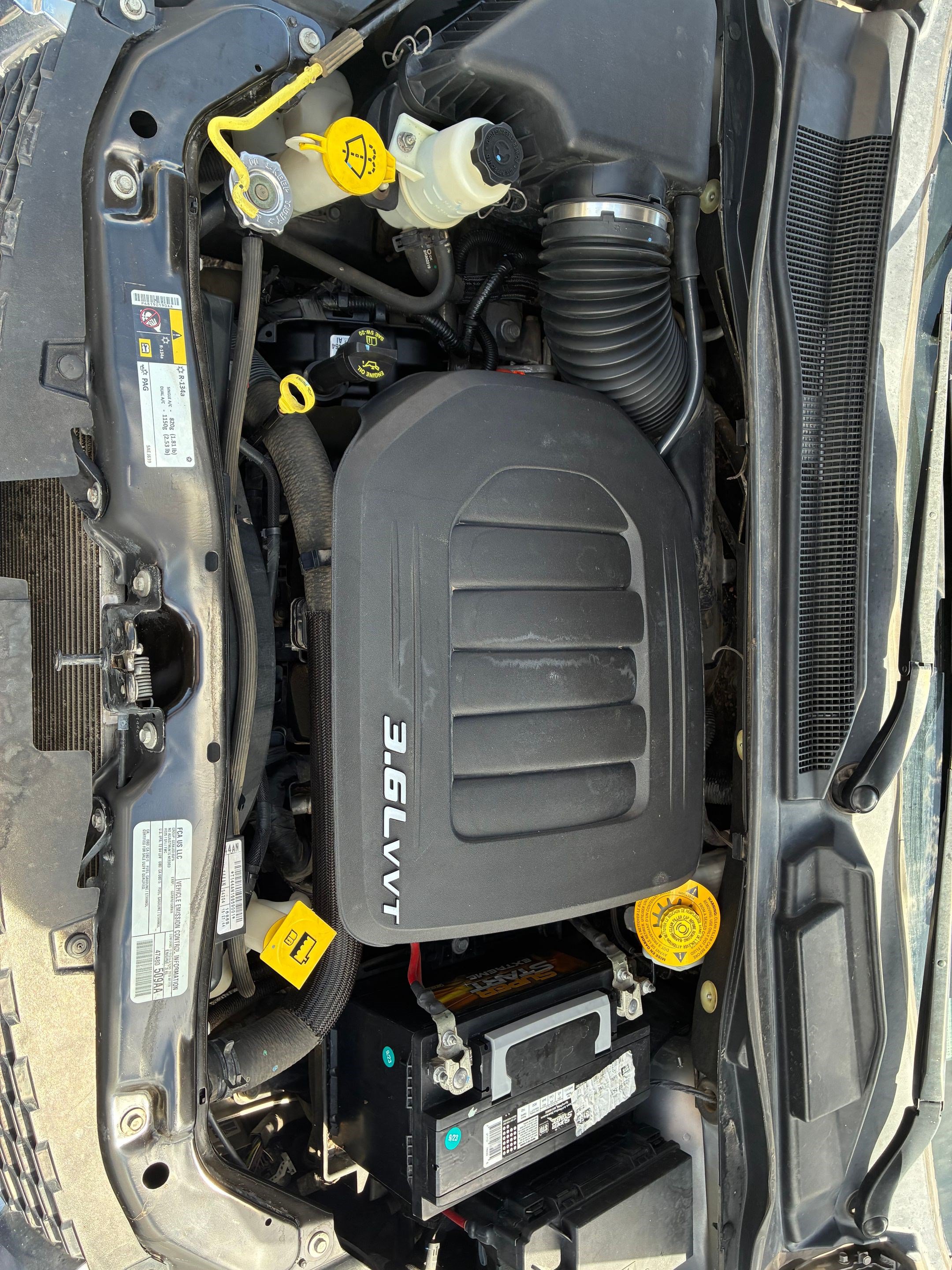 Used 2016 Dodge Grand Caravan SXT FWD image 32