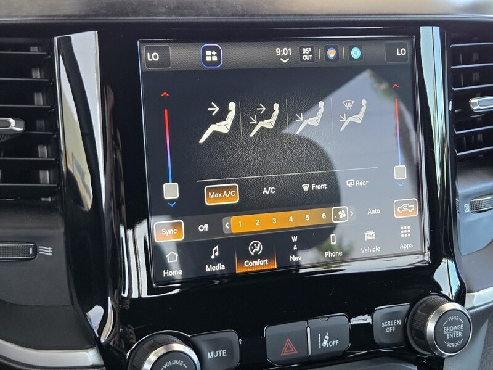 Used 2022 RAM 1500 Big Horn AWD/4WD image 30