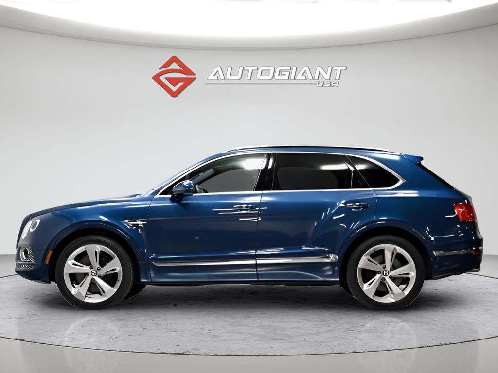 Used 2018 Bentley Bentayga image 13