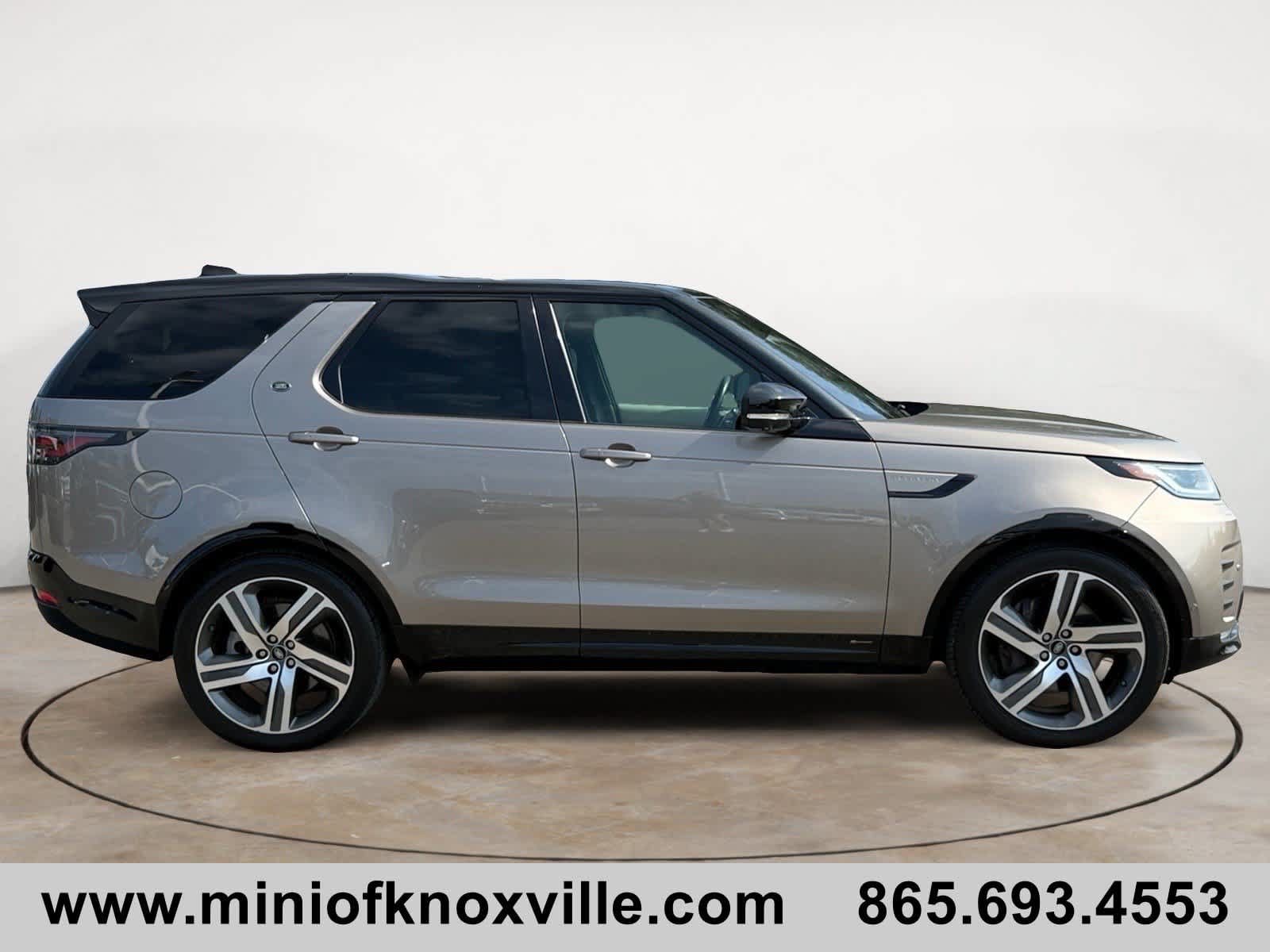 Used 2021 Land Rover Discovery HSE R-Dynamic AWD/4WD image 2