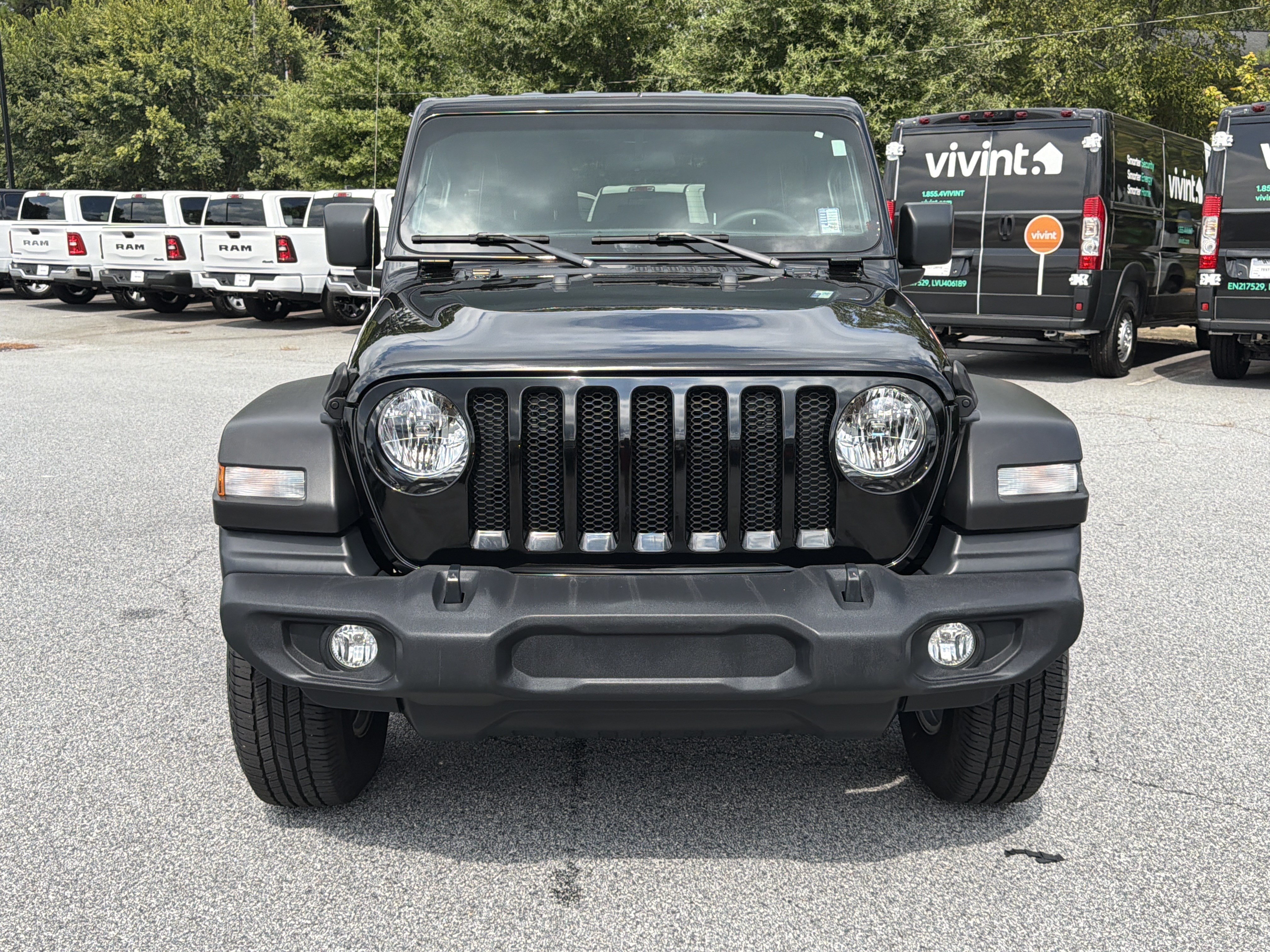 Used 2019 Jeep Wrangler Unlimited Sport S AWD/4WD image 2