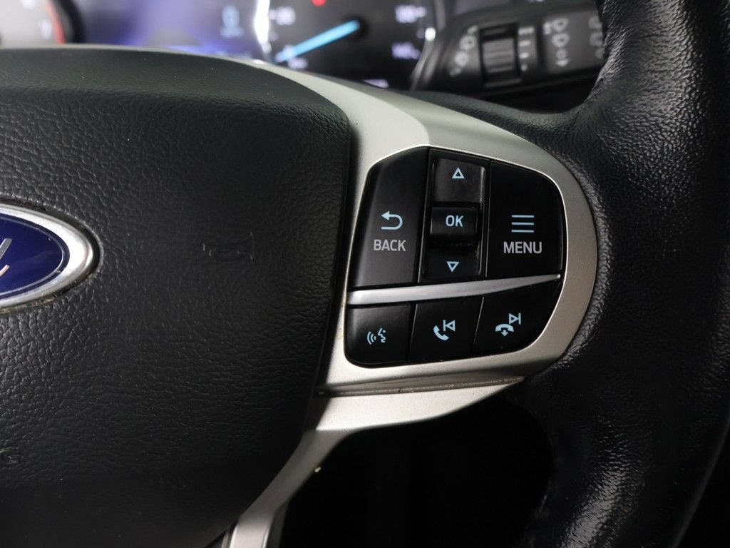 Used 2021 Ford Explorer XLT w/ Equipment Group 202A AWD/4WD image 41