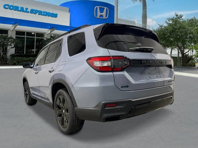 New 2026 Honda Pilot Black Edition image 3