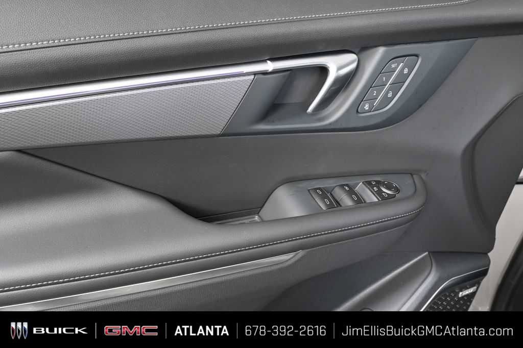 New 2026 Buick Enclave Sport Touring w/ Power Package FWD image 8