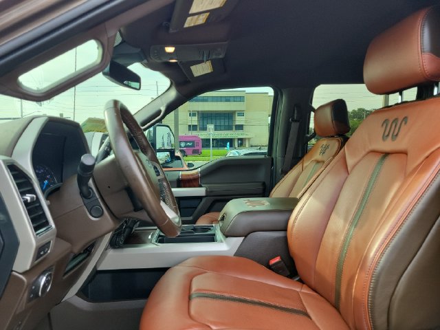 Certified 2022 Ford F250 King Ranch w/ Chrome Package AWD/4WD image 19