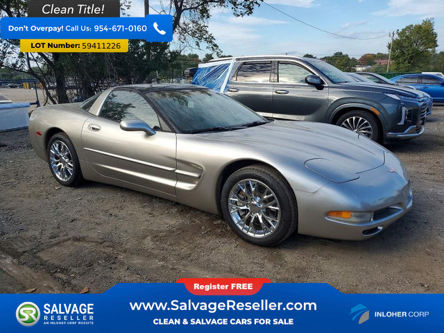 Used 1999 Chevrolet Corvette Coupe w/ Roof Pkg RWD image 5