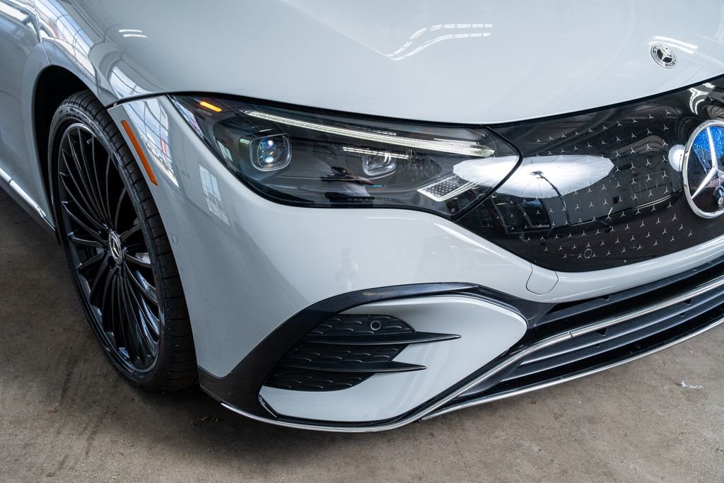 Used 2023 Mercedes-Benz EQE 500 4MATIC Sedan image 18