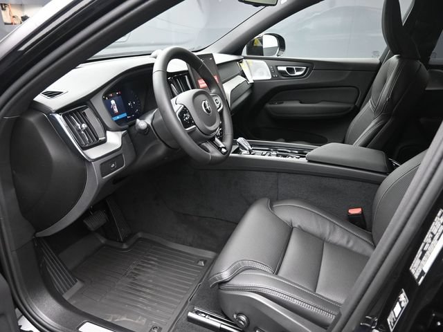New 2026 Volvo XC60 B5 Ultra w/ Protection Package Premier AWD/4WD image 17