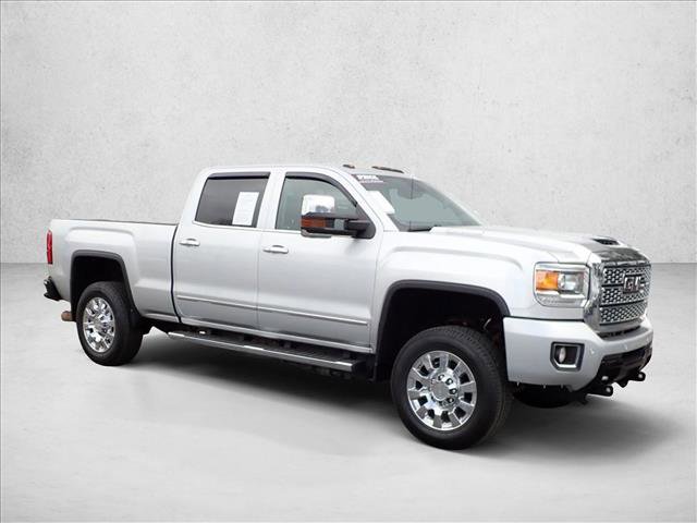 Used 2019 GMC Sierra 2500 Denali w/ Duramax Plus Package image 6
