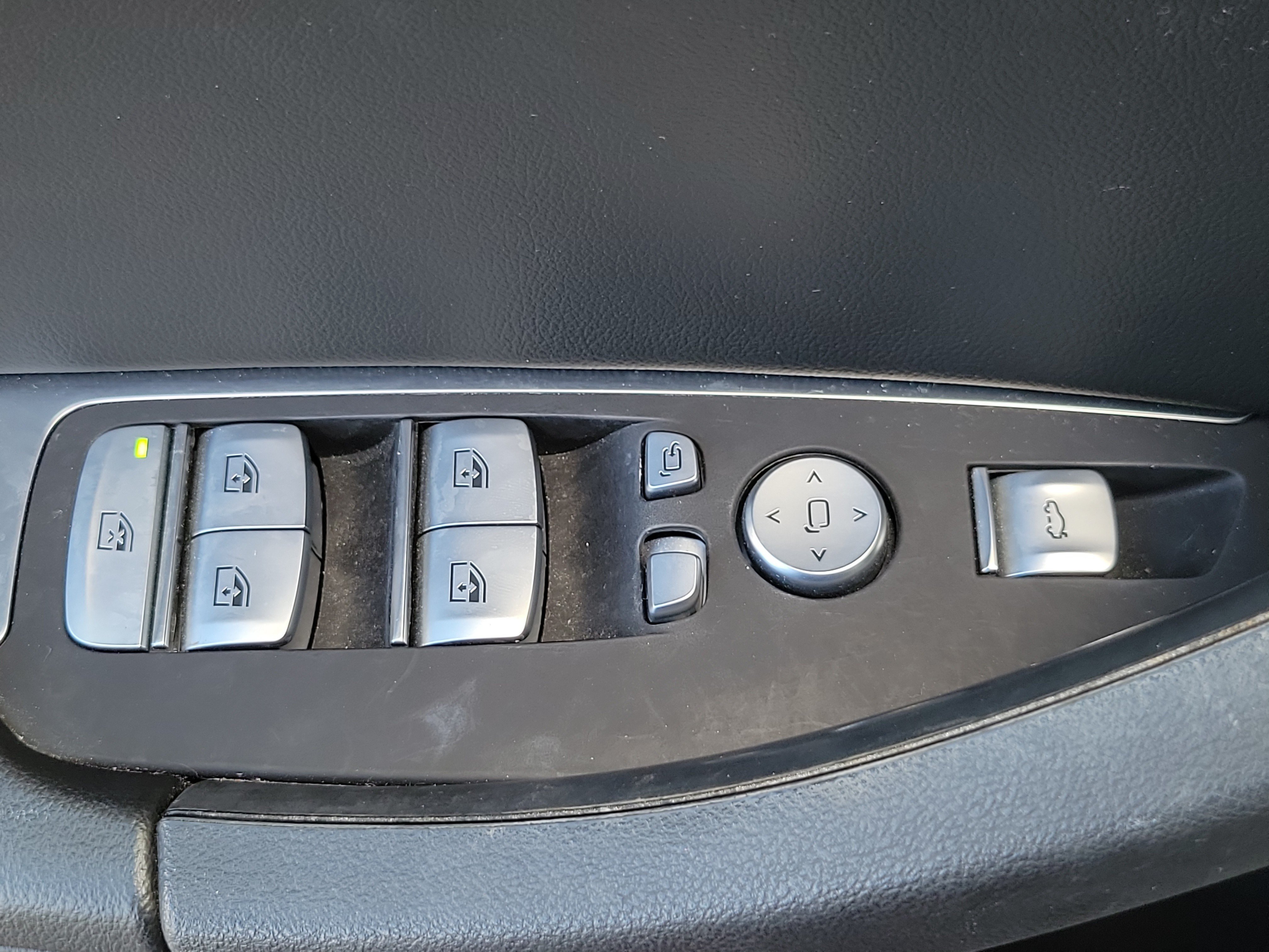 Used 2023 BMW X3 sDrive30i w/ Premium Package RWD image 29