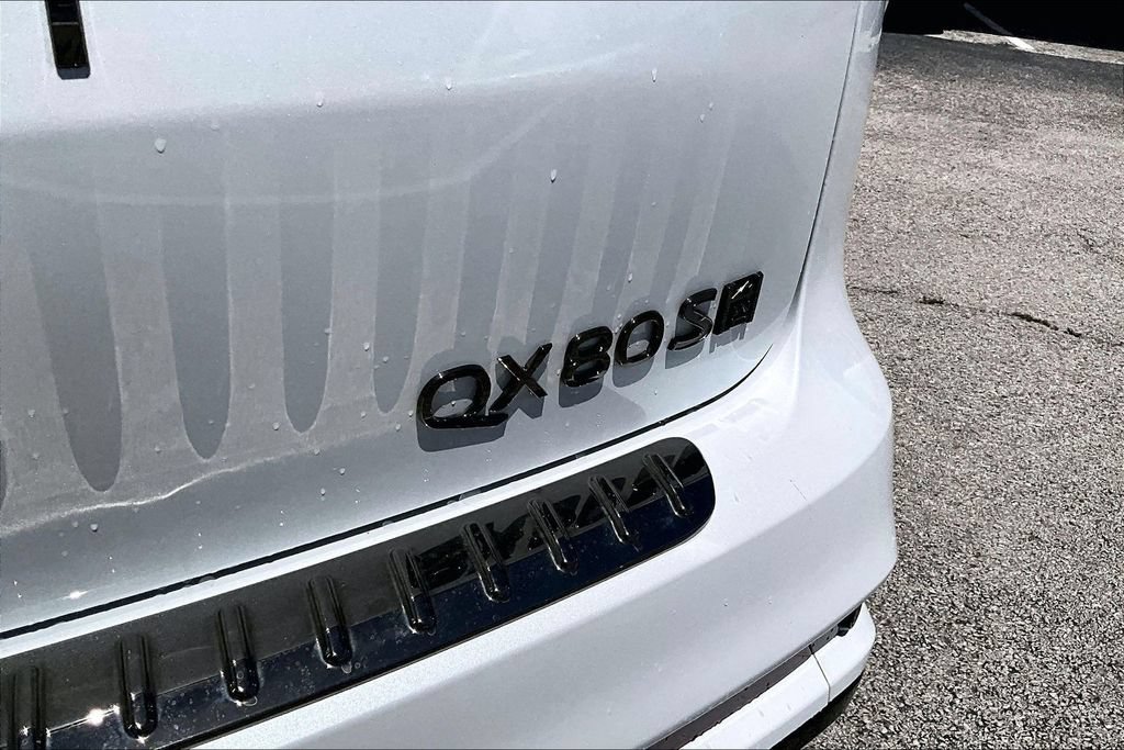 Used 2026 INFINITI QX80 4WD w/ Sport Exterior Package image 41
