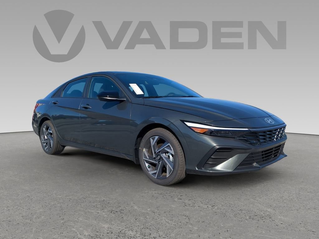 New 2025 Hyundai Elantra Sport