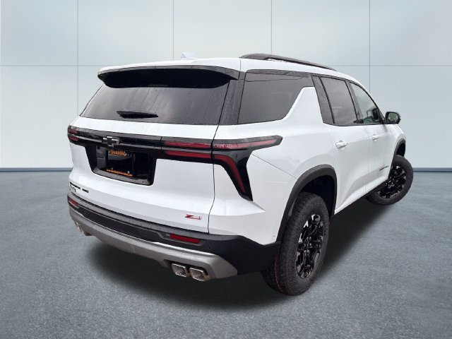 New 2027 Chevrolet Traverse Z71 w/ Enhanced Driving Package AWD/4WD image 5