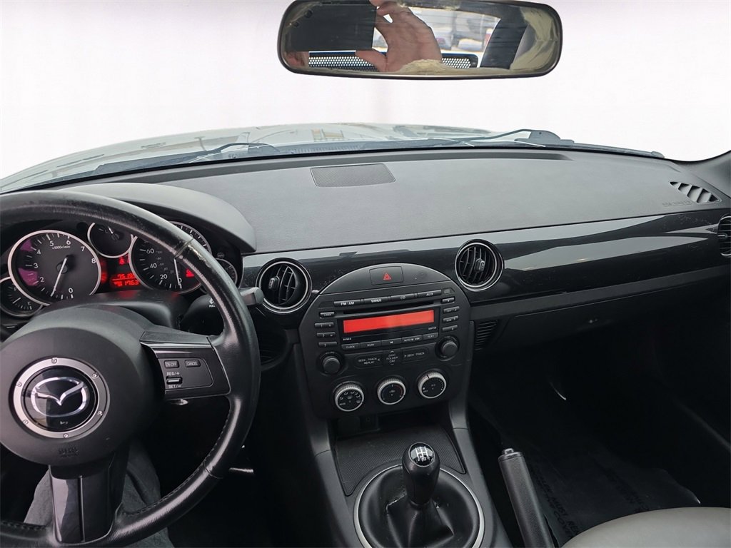 Used 2013 MAZDA MX-5 Miata Sport image 10
