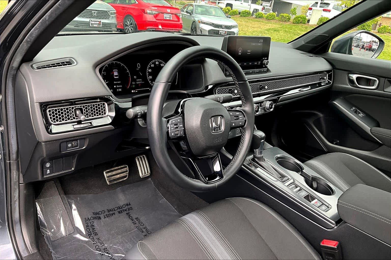 Used 2024 Honda Civic Sport image 17