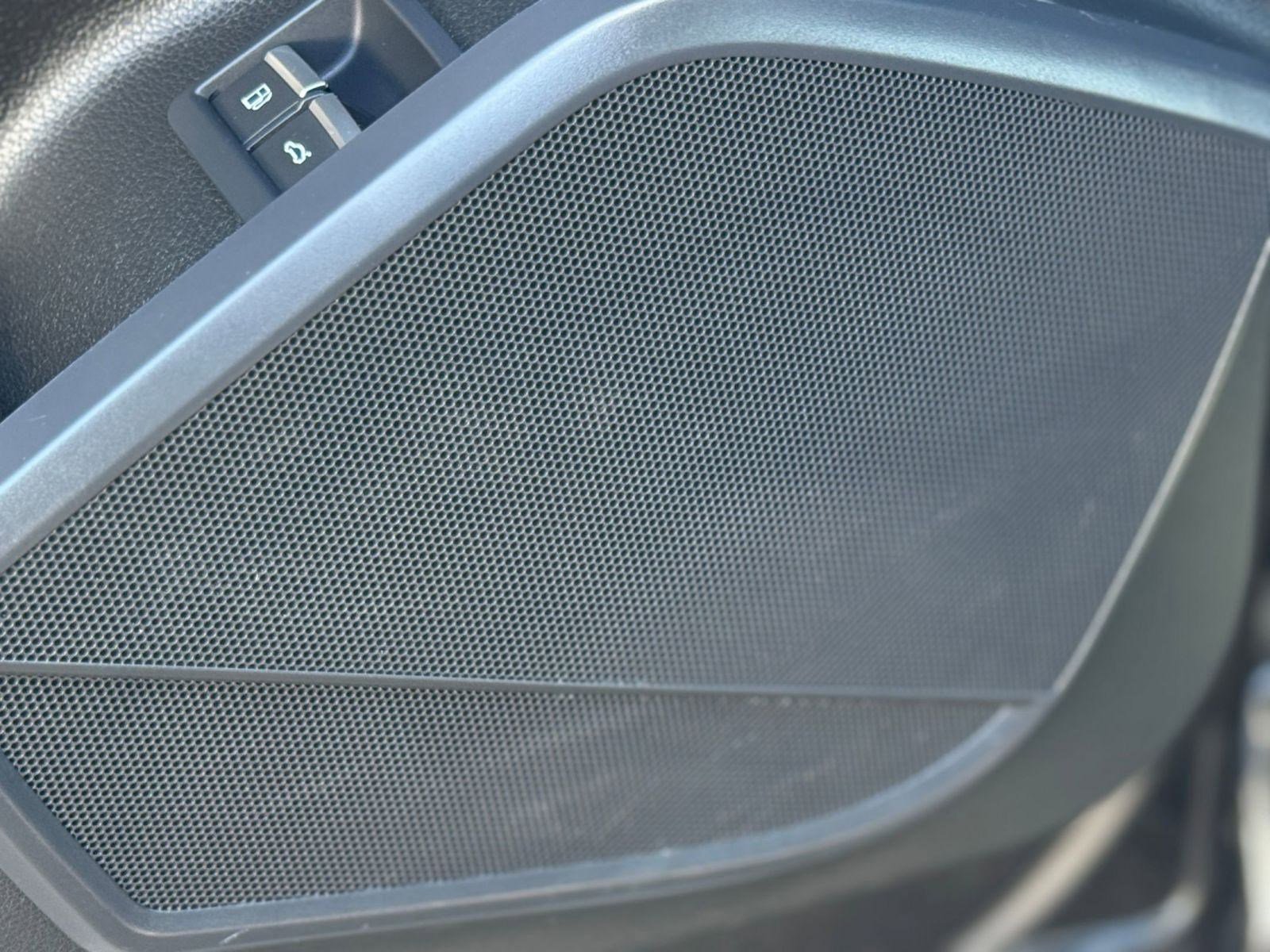 Used 2023 Audi Q5 e Premium w/ Convenience Package image 46