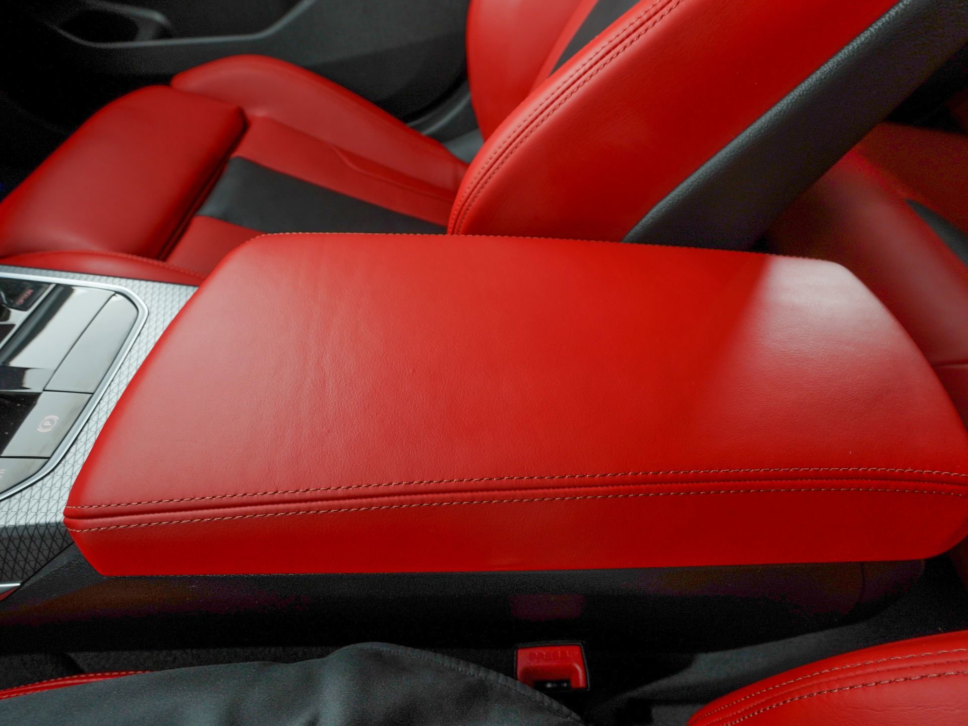 Used 2025 BMW M3 Competition image 26