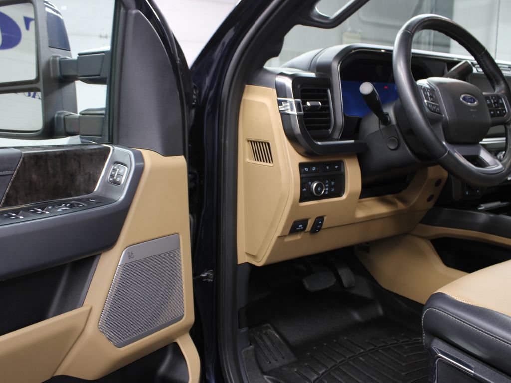 Used 2023 Ford F350 Lariat AWD/4WD image 60