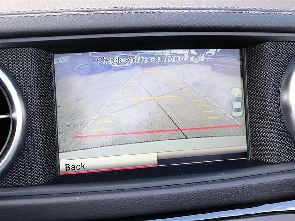 Used 2015 Mercedes-Benz SL 550 image 45