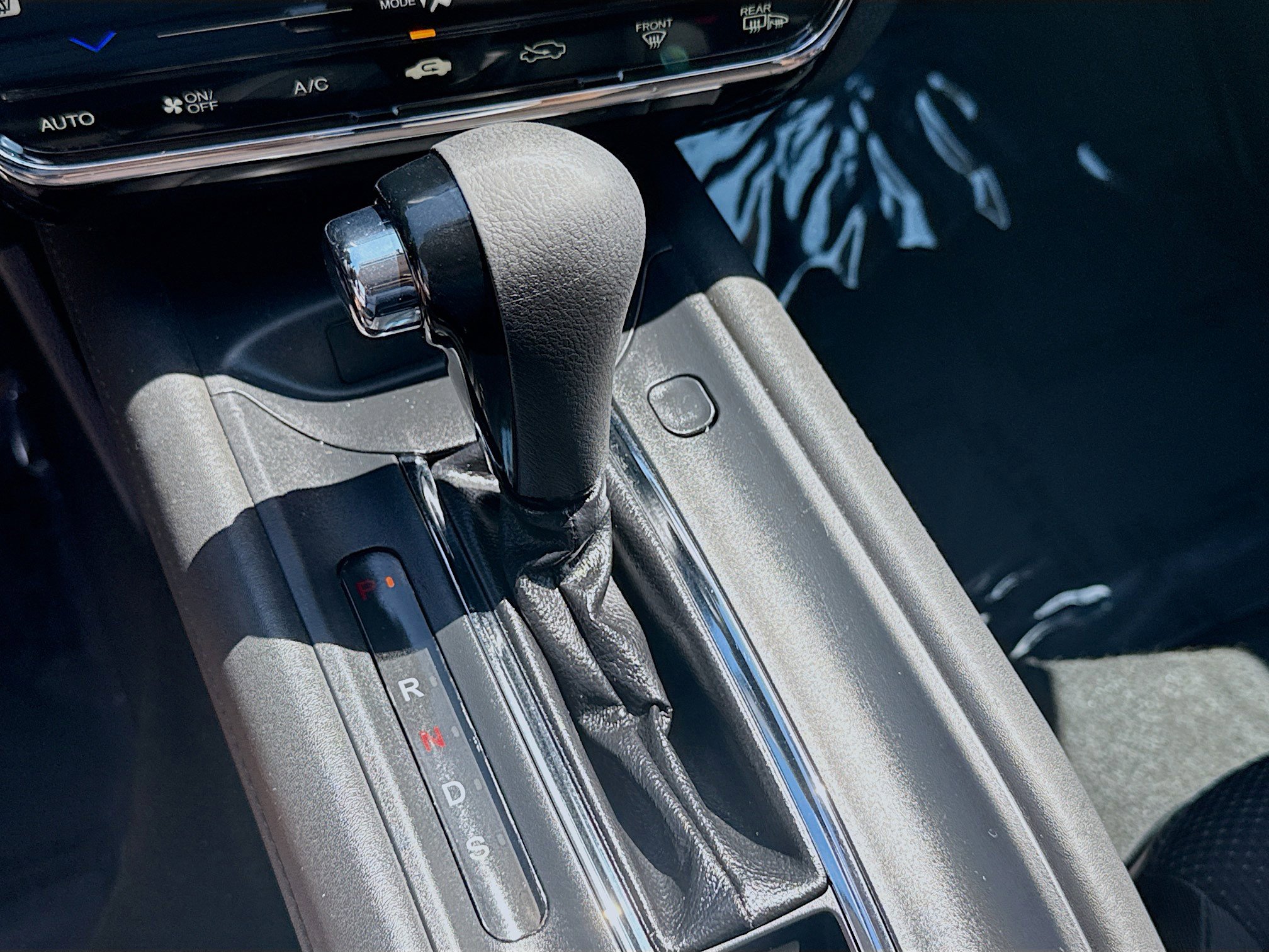 Certified 2017 Honda HR-V EX image 15