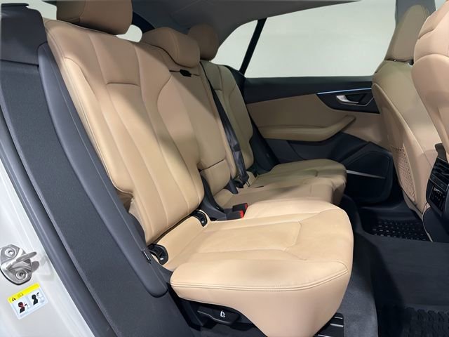 Used 2023 Audi Q8 Premium Plus w/ Premium Plus Package AWD/4WD image 31