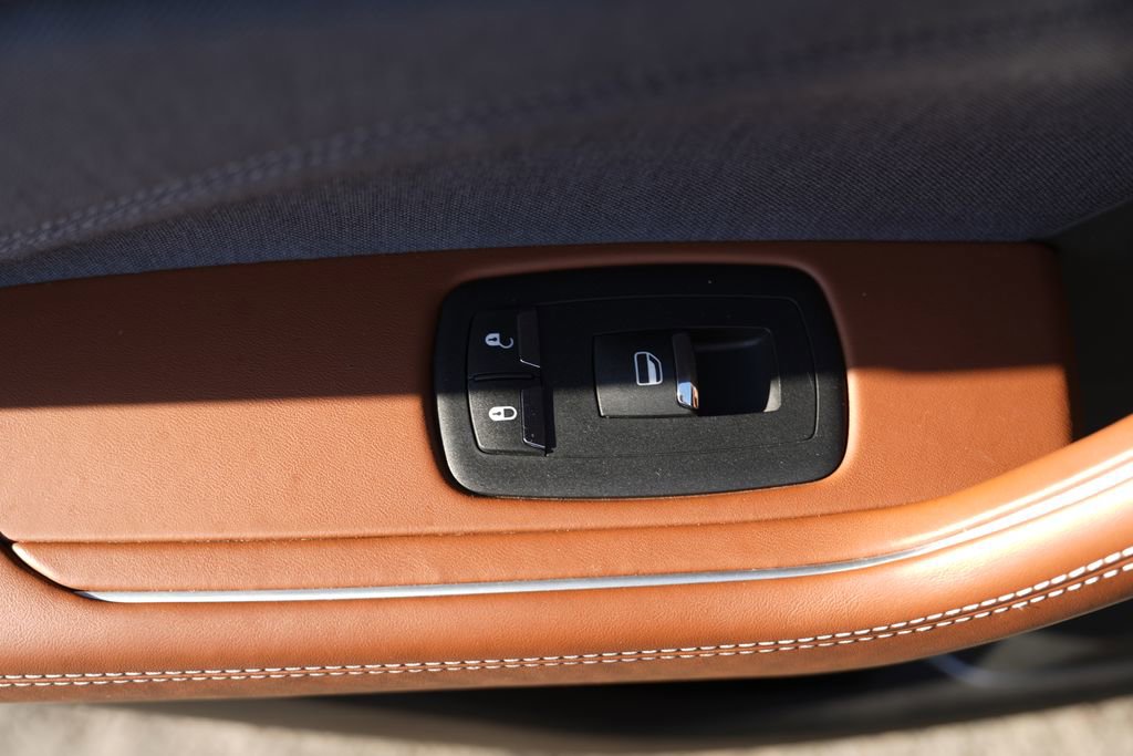 Used 2017 Maserati Levante S image 27