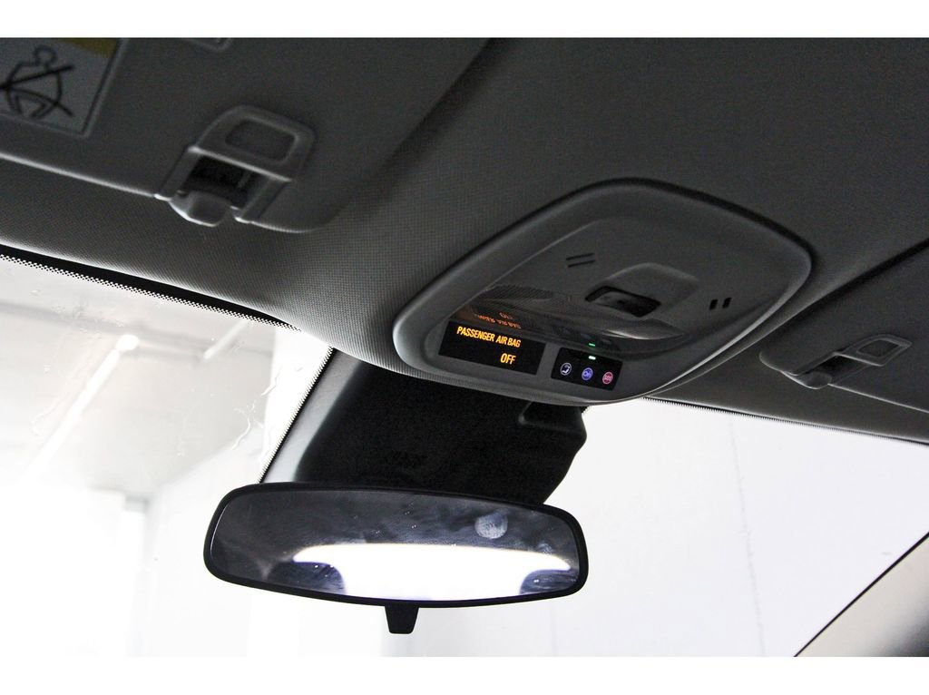 Used 2025 Chevrolet Trax LT w/ Driver Confidence Package FWD image 26