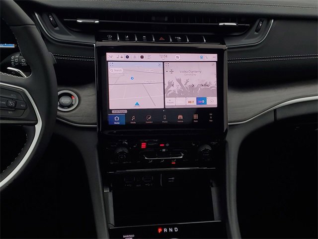 New 2025 Jeep Grand Cherokee L Limited w/ Trailer Tow Package image 16