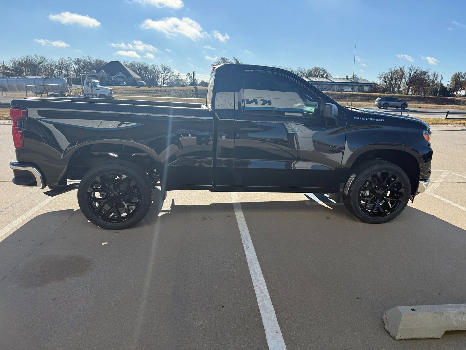 New 2026 Chevrolet Silverado 1500 W/T image 4