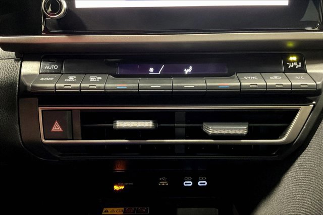 Certified 2025 Toyota Camry LE FWD image 33